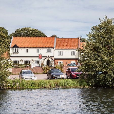 Wayford Bridge Inn Hotel Stalham Eksteriør billede