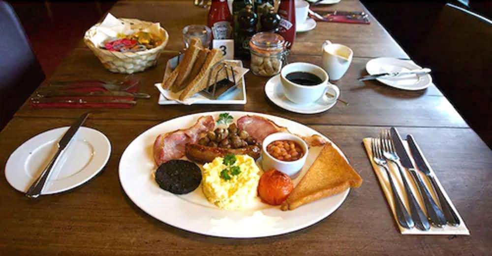Wayford Bridge Inn Hotel Stalham Eksteriør billede