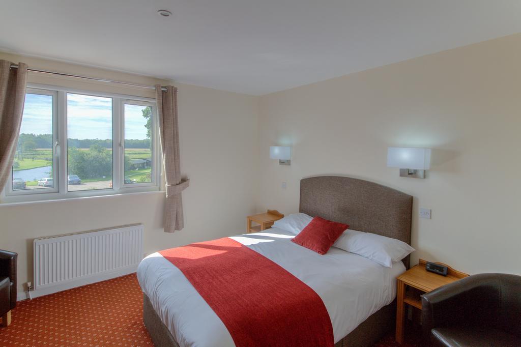 Wayford Bridge Inn Hotel Stalham Eksteriør billede